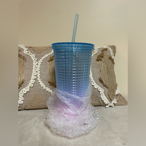 Two-Tone Pink and Blue Square Cut Tumbler/Cup - Picture 2 of 4